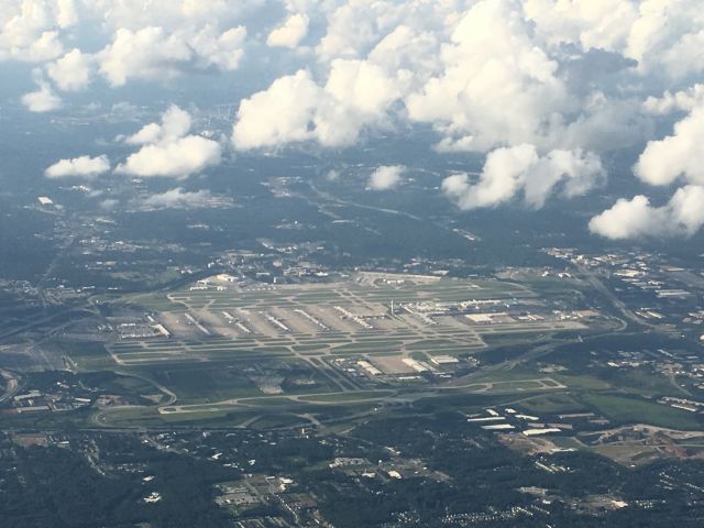 BOEING 767-300 — - On approach to ATL onboard a delta 767.