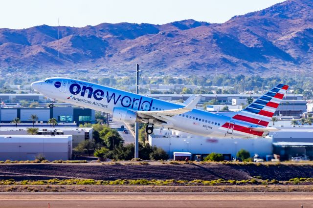 Boeing 737-800 (N837NN) - American Airlines 737-800 in Oneworld special livery taking off from PHX on 10/29/22. Taken with a Canon 850D and Tamron 70-200 G2 lens.