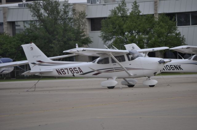 Cessna Skyhawk (N878SA)