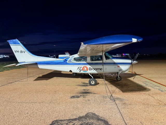 Cessna Centurion (VH-BIV) - Early start for the pilot of the two ten. Broome, Australia. 28-MAR-2025.