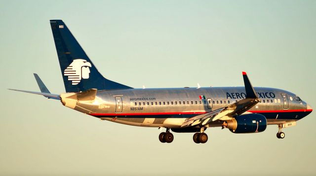 Boeing 737-700 (N851AM) - 05/06/2012 AeroMexico N851AM B737 KDFW