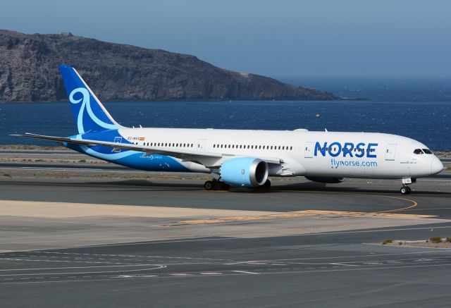 Boeing 787-9 Dreamliner (EC-NVX)