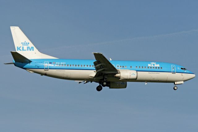 BOEING 737-400 (PH-BDY)