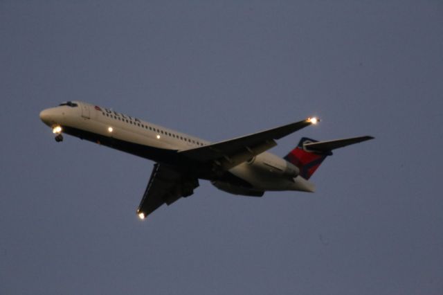 Boeing 717-200 —