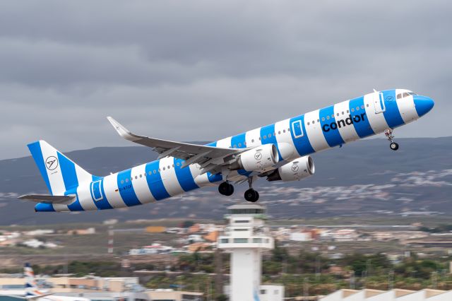 Airbus A321 (D-ATCF) - New Livery of Condor