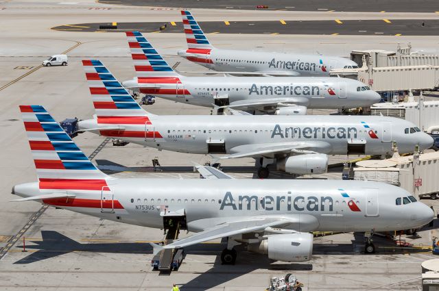 Airbus A319 (N753US) - N753US, N663AW, N766UW and N654AW - An A319/A320/A319/A320 Sandwich! Full quality photo: a rel=nofollow href=http://www.jetphotos.com/photo/8591101https://www.jetphotos.com/photo/8591101/a