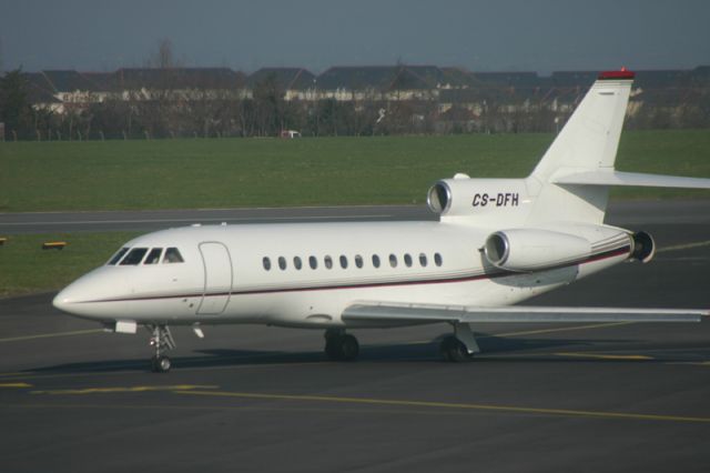 Dassault Falcon 900 (CS-DFH)