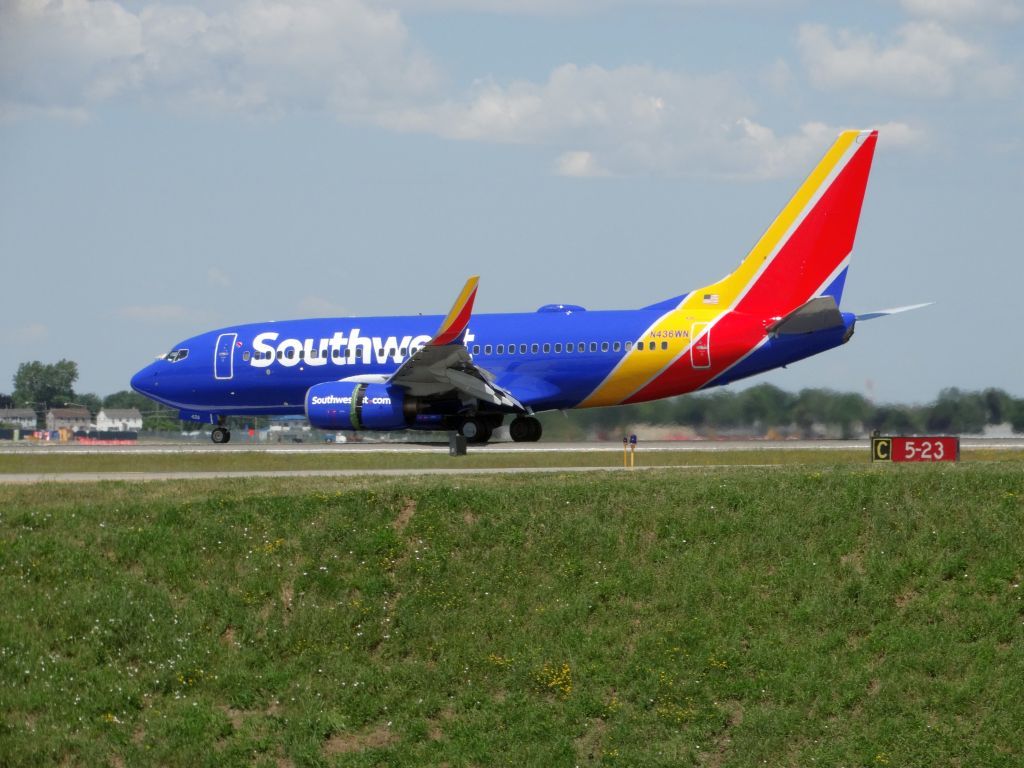 Boeing 737-700 (N436WN)