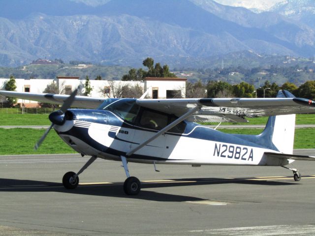 Cessna Skywagon 180 (N2982A) - Taxiing to ramp.