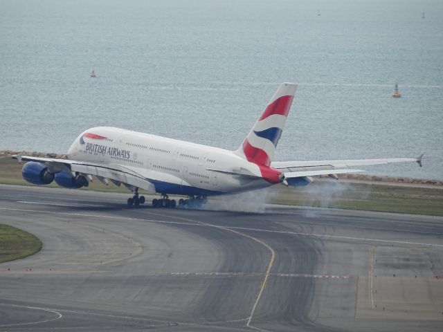 Airbus A380-800 (G-XLEC)