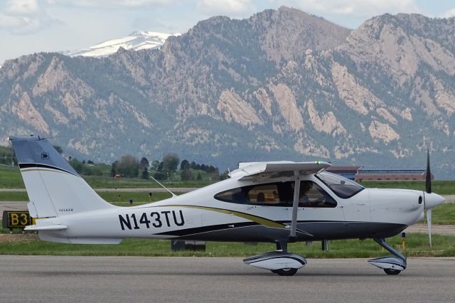 TECNAM P-2010 Twenty-Ten (N143TU)