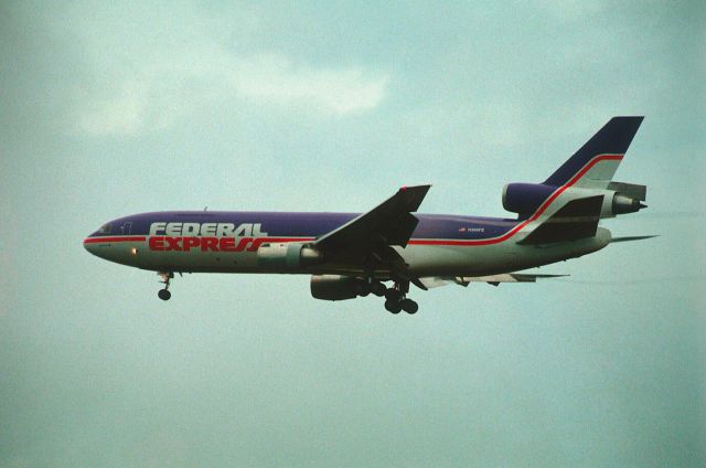 McDonnell Douglas DC-10 (N306FE) - Final Approach to Narita Intl Airport Rwy34 on 1987/09/11