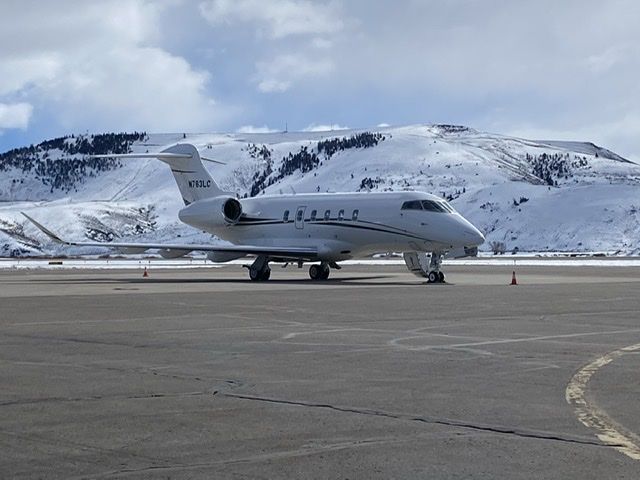 Canadair Challenger 350 (N763LC)