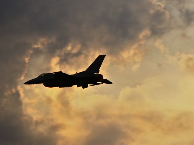 — — - NAS OCEANA AIR SHOW,2010,F-16,VIPER