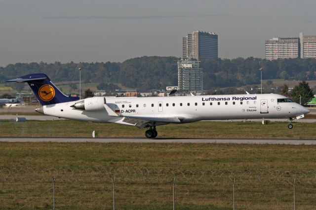 Canadair Regional Jet CRJ-700 (D-ACPR)