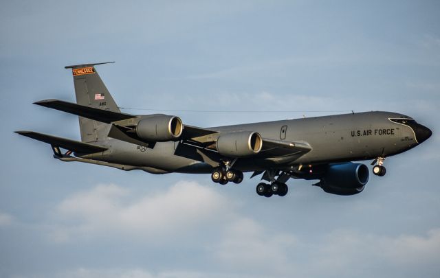 Boeing C-135FR Stratotanker (57-1541)