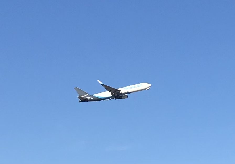 BOEING 767-300 (N1361A) - Runway 7 departure! 12/17/21.