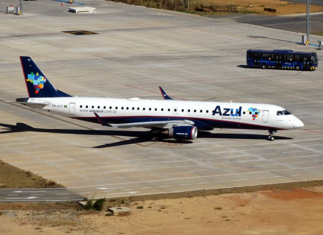 EMBRAER 195 (PR-AXC)