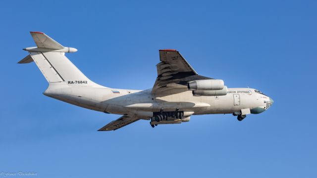 Ilyushin Il-76 (RA-76842)