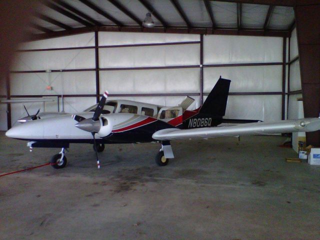 Piper Seneca (N8086Q)