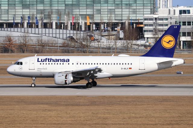 Airbus A319 (D-AILX)