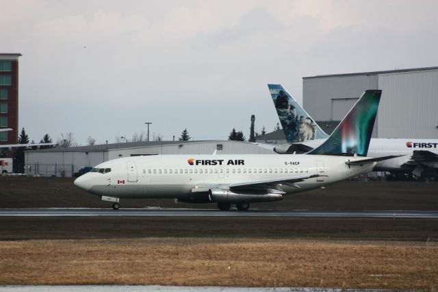 Boeing 737-200 (C-FACP)