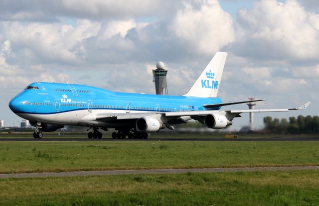 Boeing 747-400 (PH-BFV)