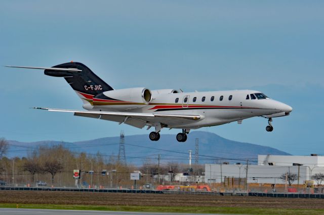 Cessna Citation X (C-FJIC)