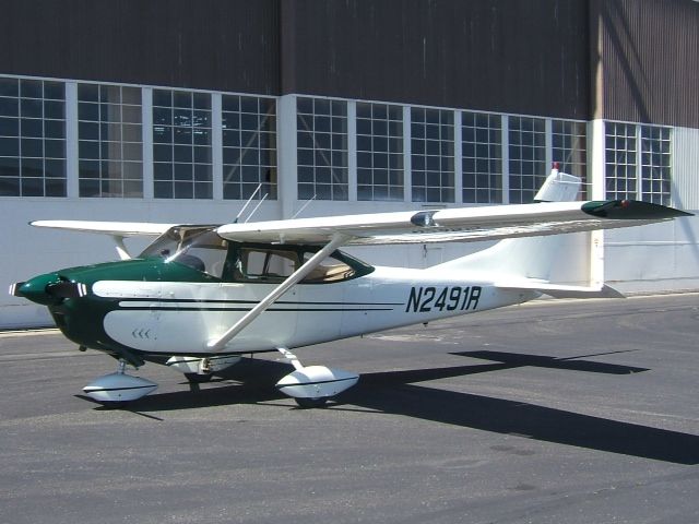 Cessna Skylane (N2491R)