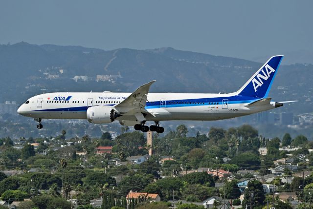 Boeing 787-9 Dreamliner (JA934A)