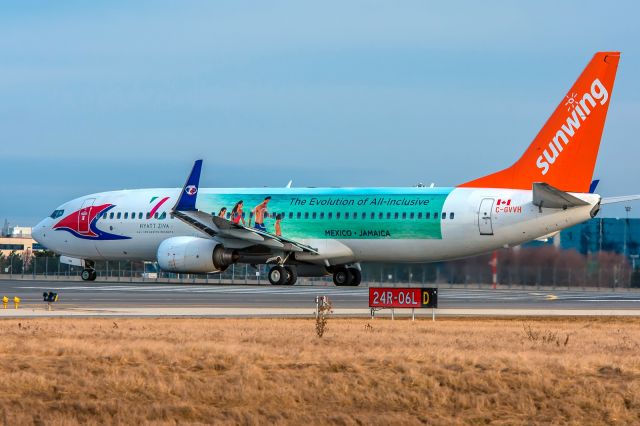 Boeing 737-800 (C-GVVH) - Sunwing 738 C-GVVH