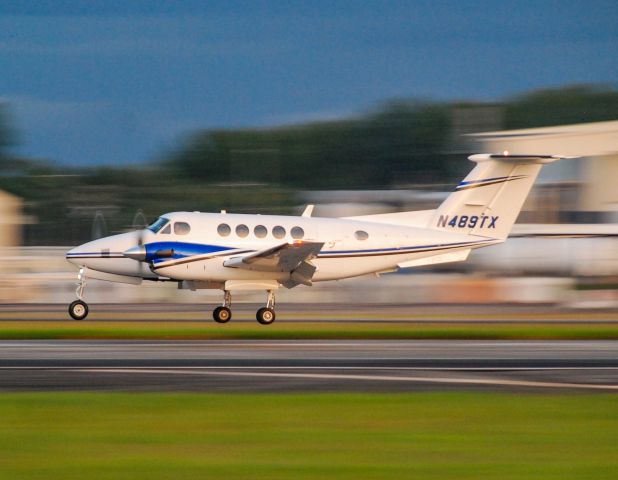 Beechcraft King Air 90 (N489TX) - A King Air coming into land at Donaldson Center.