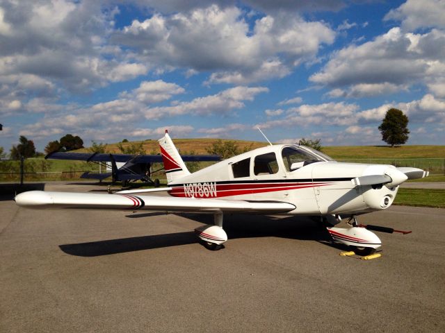 Piper Cherokee (N9786W)