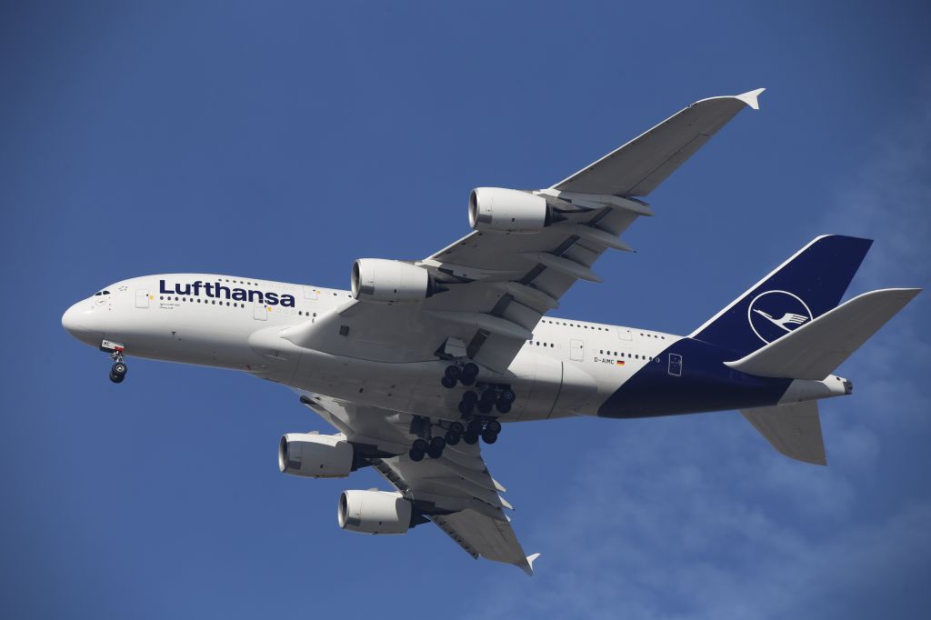 Airbus A380-800 (D-AIMC)