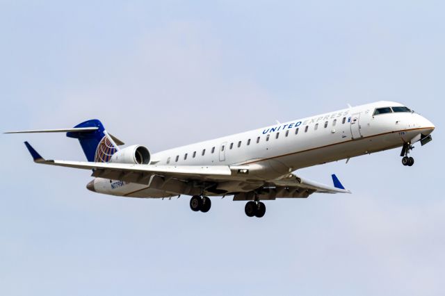 Canadair Regional Jet CRJ-700 (N779SK)