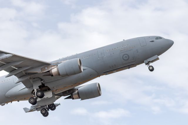 Airbus A330-200 (A39005) - KC30