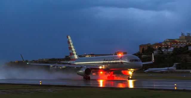 Boeing 757-200 (N188AN) - American N188AN departing TNCM