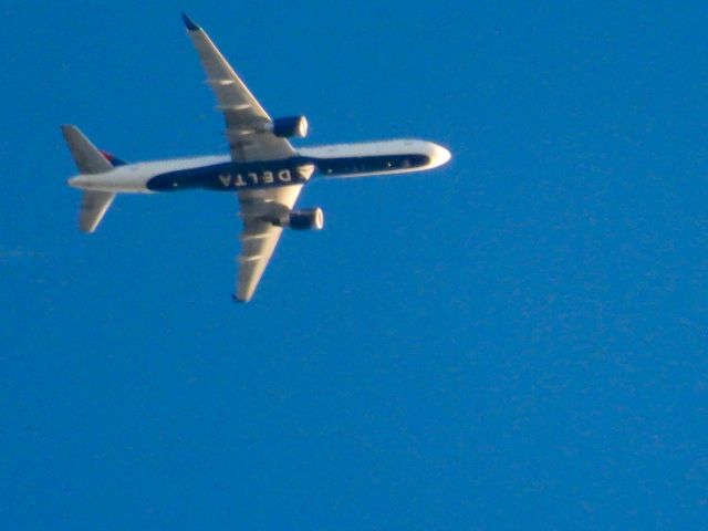 Boeing 757-200 (N710TW) - DAL318br /BOS-LAXbr /02/03/2025