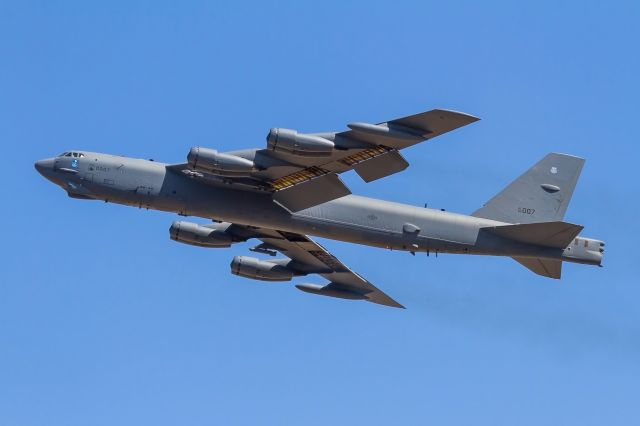 Boeing B-52 Stratofortress (60007)