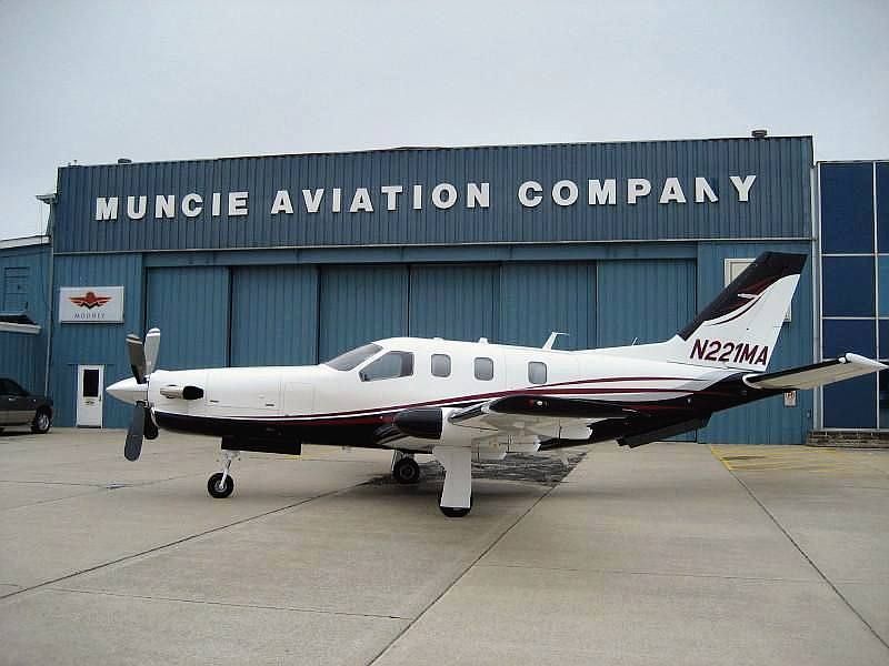 Socata TBM-850 (N221MA)