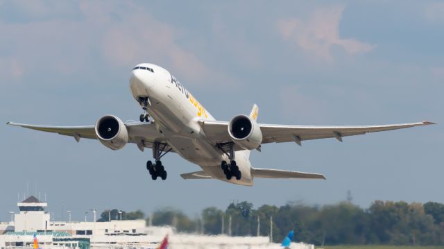 BOEING 777-200LR (D-AALD) - Runway 27 departure for (LEJ)