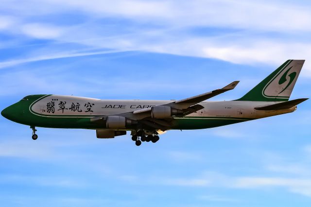 Boeing 747-400 (B-2422) - evening, 2011