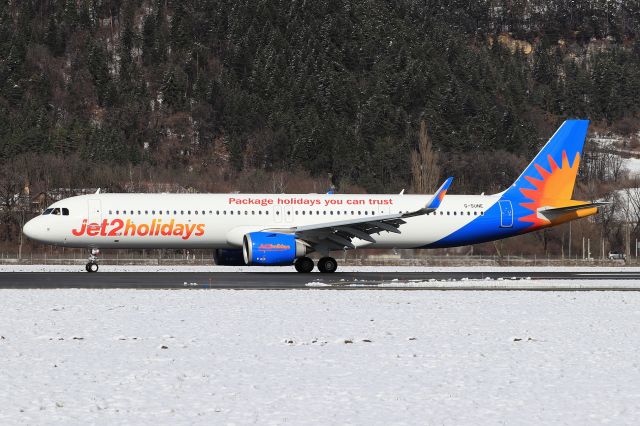 Airbus A321 (G-SUNE)