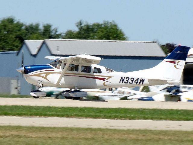 Cessna 206 Stationair (N334W)