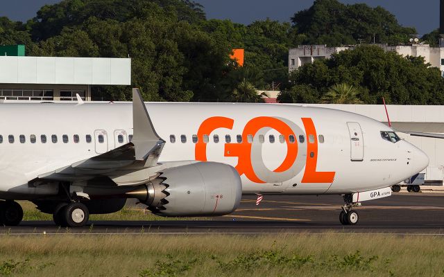 Boeing 737 MAX 8 (PS-GPA)