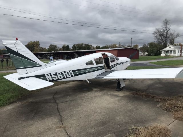 Piper Cherokee (N56101)