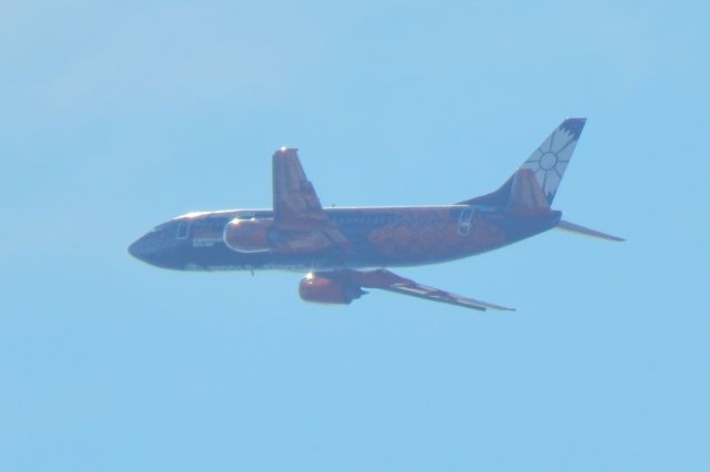 BOEING 737-300 (EW-254PA)