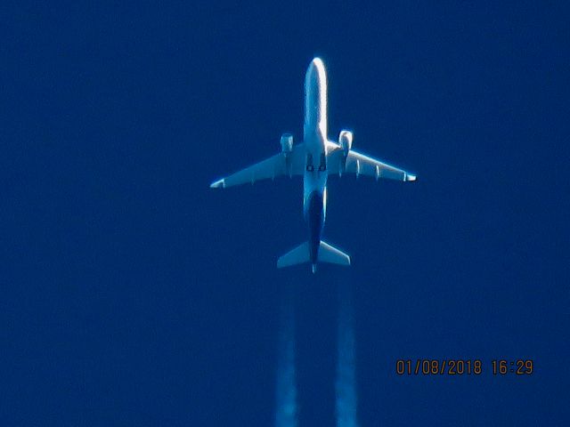 Embraer 175 (N183SY)