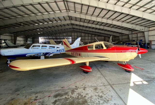 Piper Cherokee (N8391W)