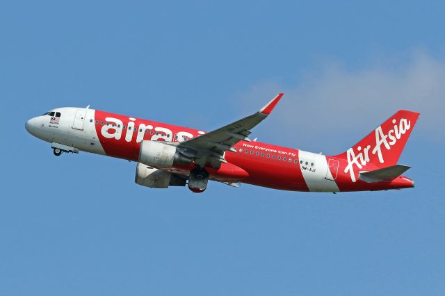Airbus A320 (9M-AJI)